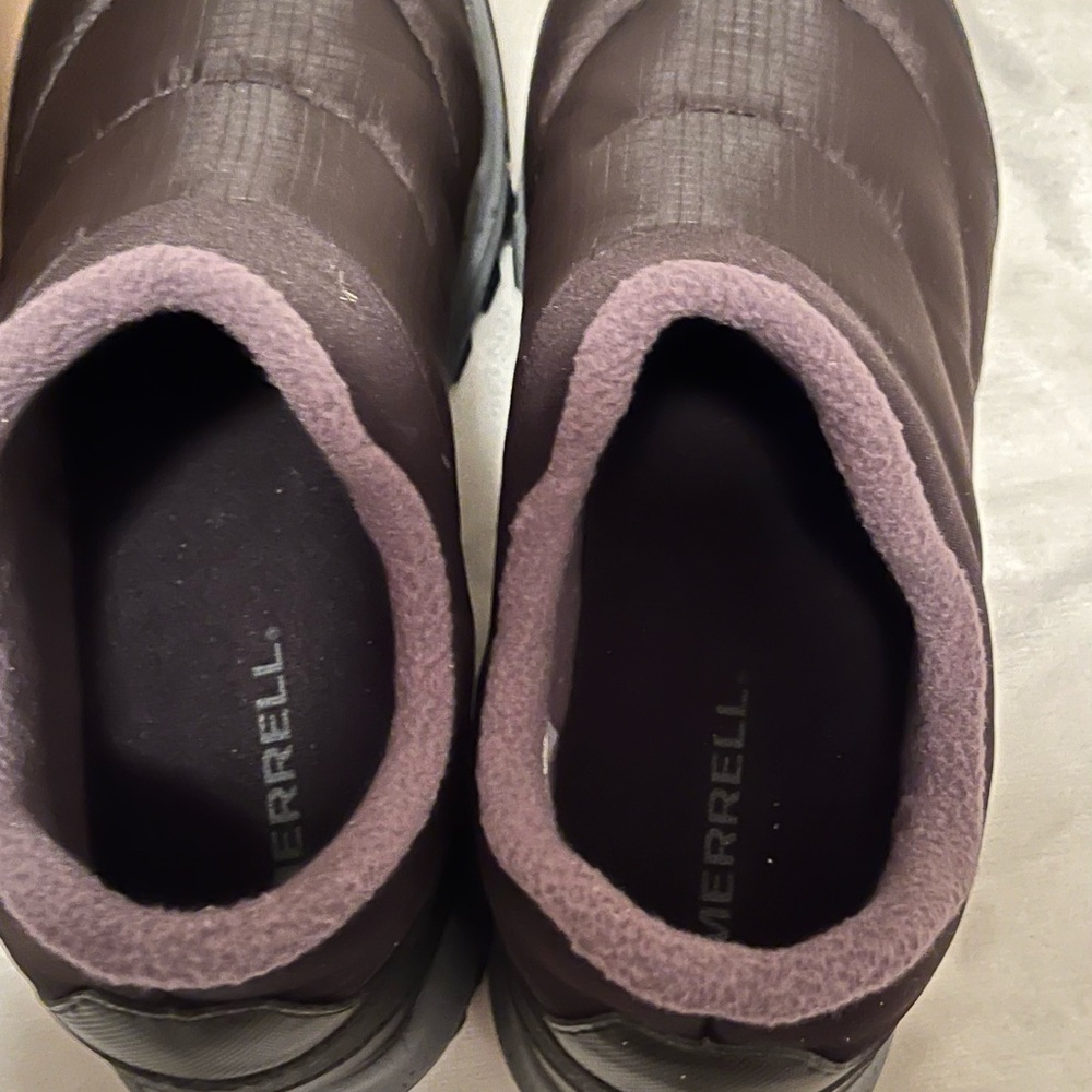 Merrell men’s shoes new - size 8